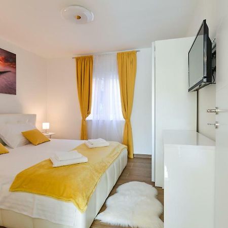 Sunset Gold Apartment Задар Екстериор снимка
